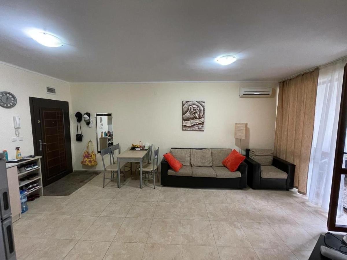 Private Apartments In Apolon Ravda Ngoại thất bức ảnh