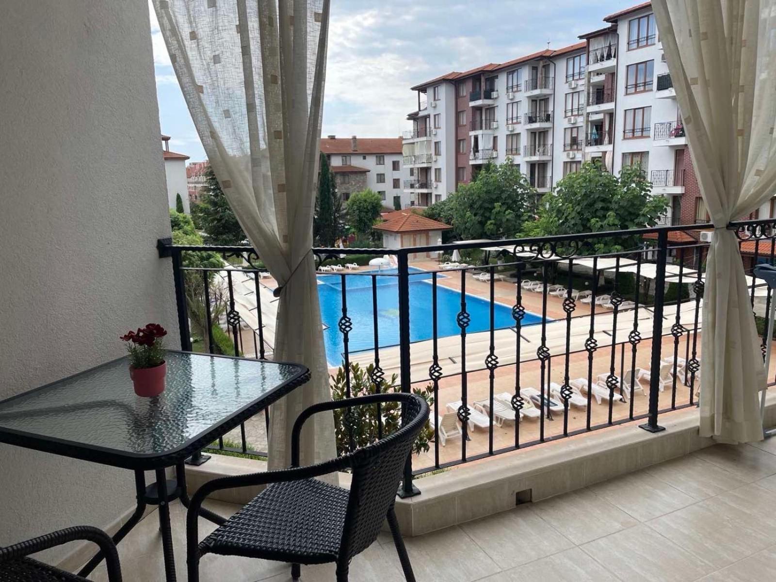 Private Apartments In Apolon Ravda Ngoại thất bức ảnh