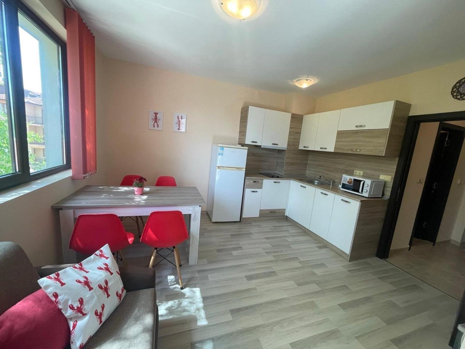 Private Apartments In Apolon Ravda Ngoại thất bức ảnh
